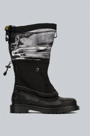 DR. MARTENS 1460 SUB BOOT BLACK WHITE
