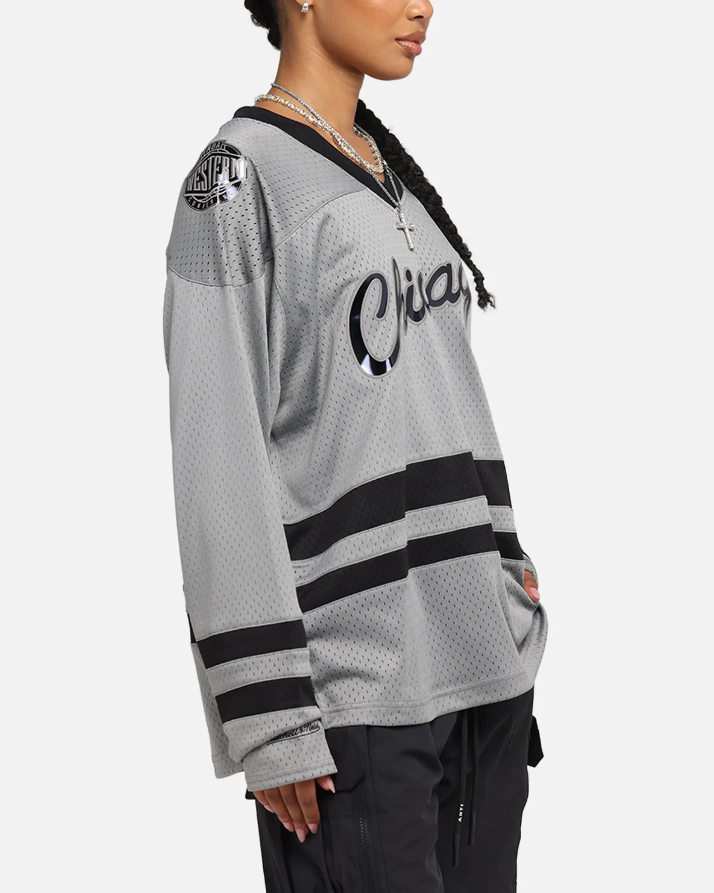 Mitchell & Ness Chicago Bulls Chrome Jersey Gunmetal Grey