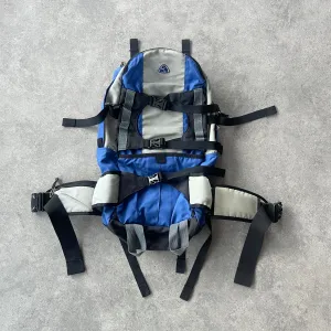 Nike ACG 1990s 40L technical backpack (22x15)