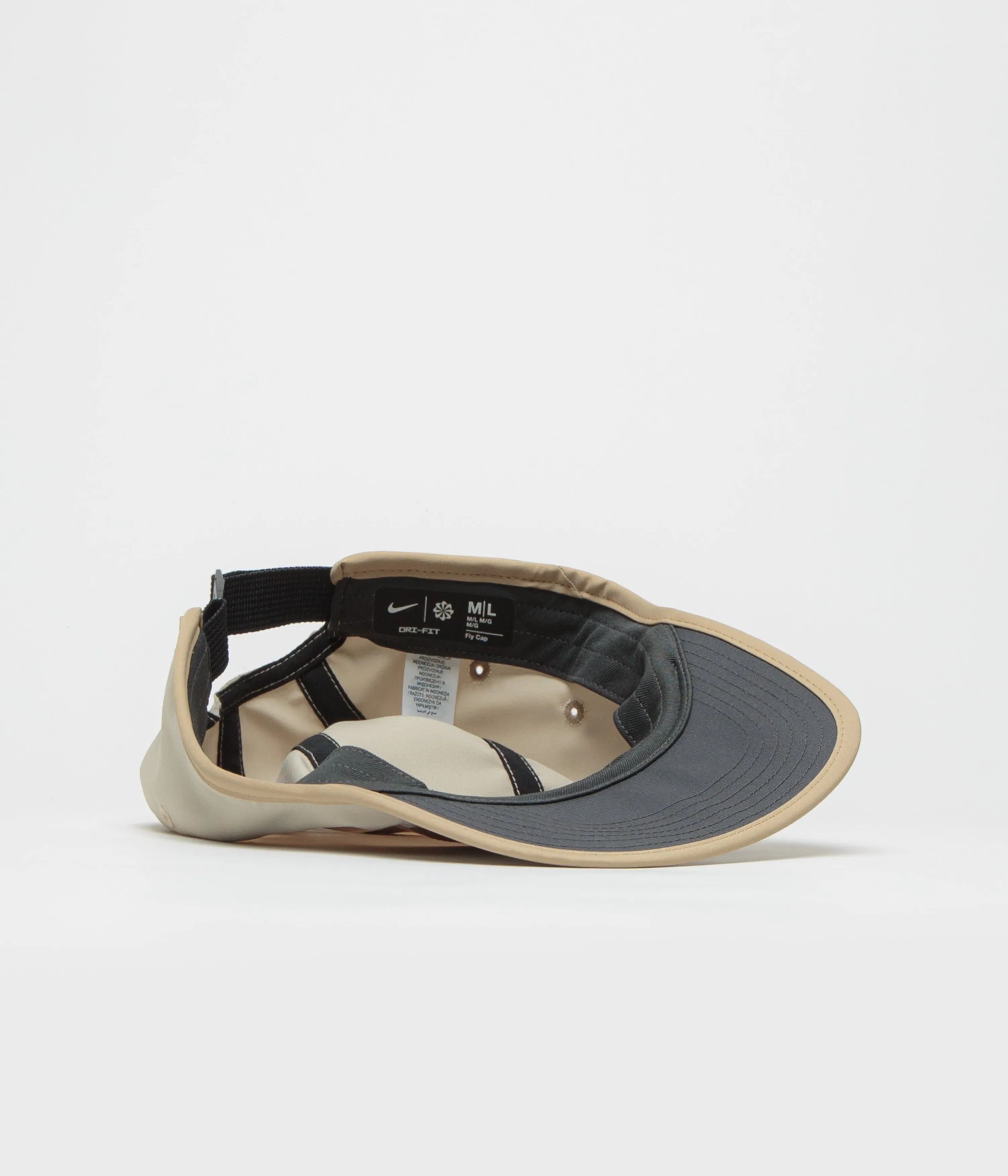 Nike Fly Cap - Desert Khaki / Parachute Beige / Phantom