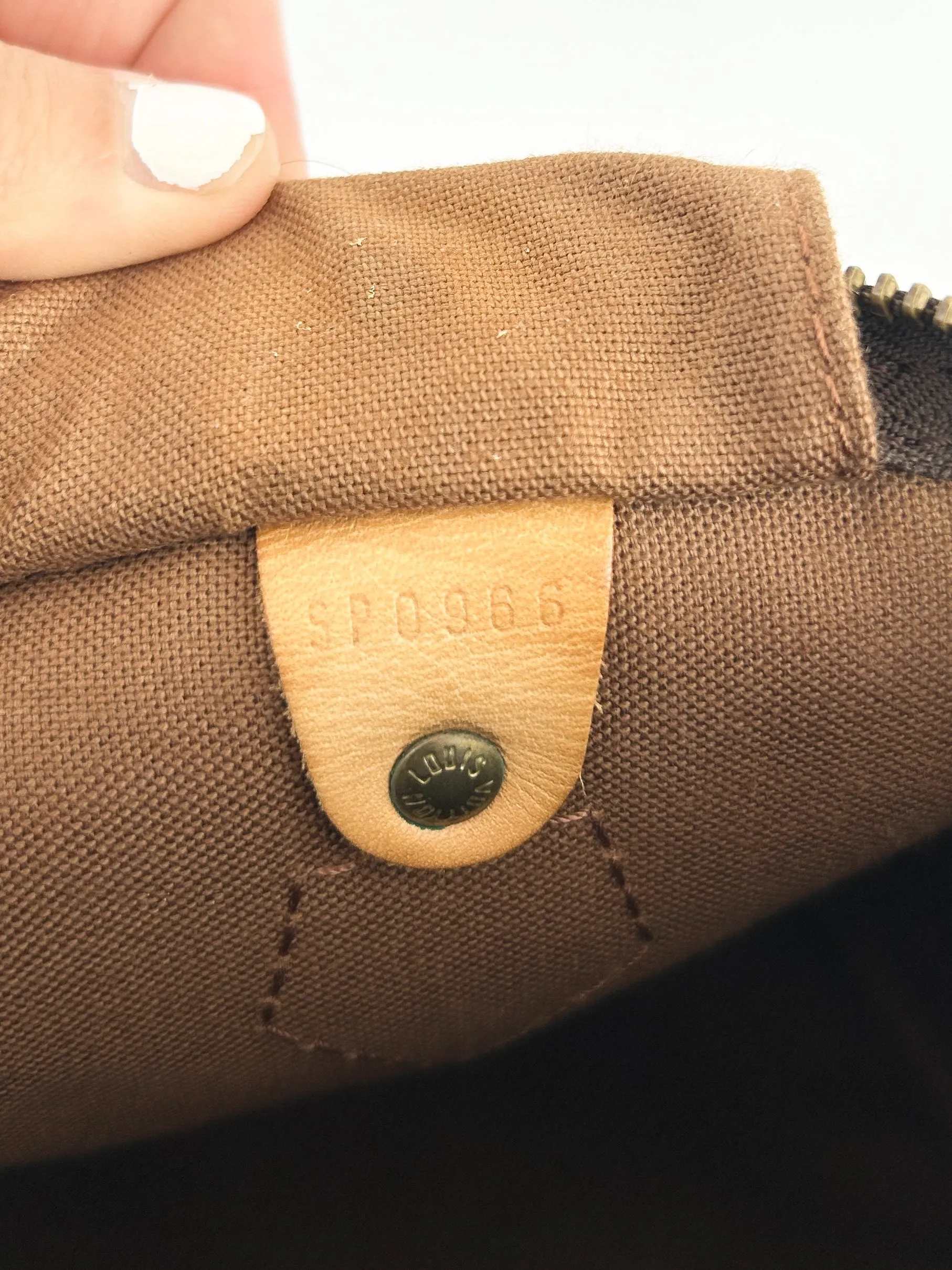 Vintage Louis Vuitton Speedy 30 Handbag (1996)